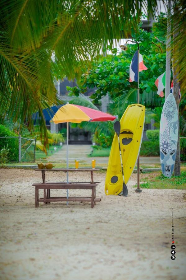 Aqua Marine Beach Hotel Kalkudah  Buitenkant foto
