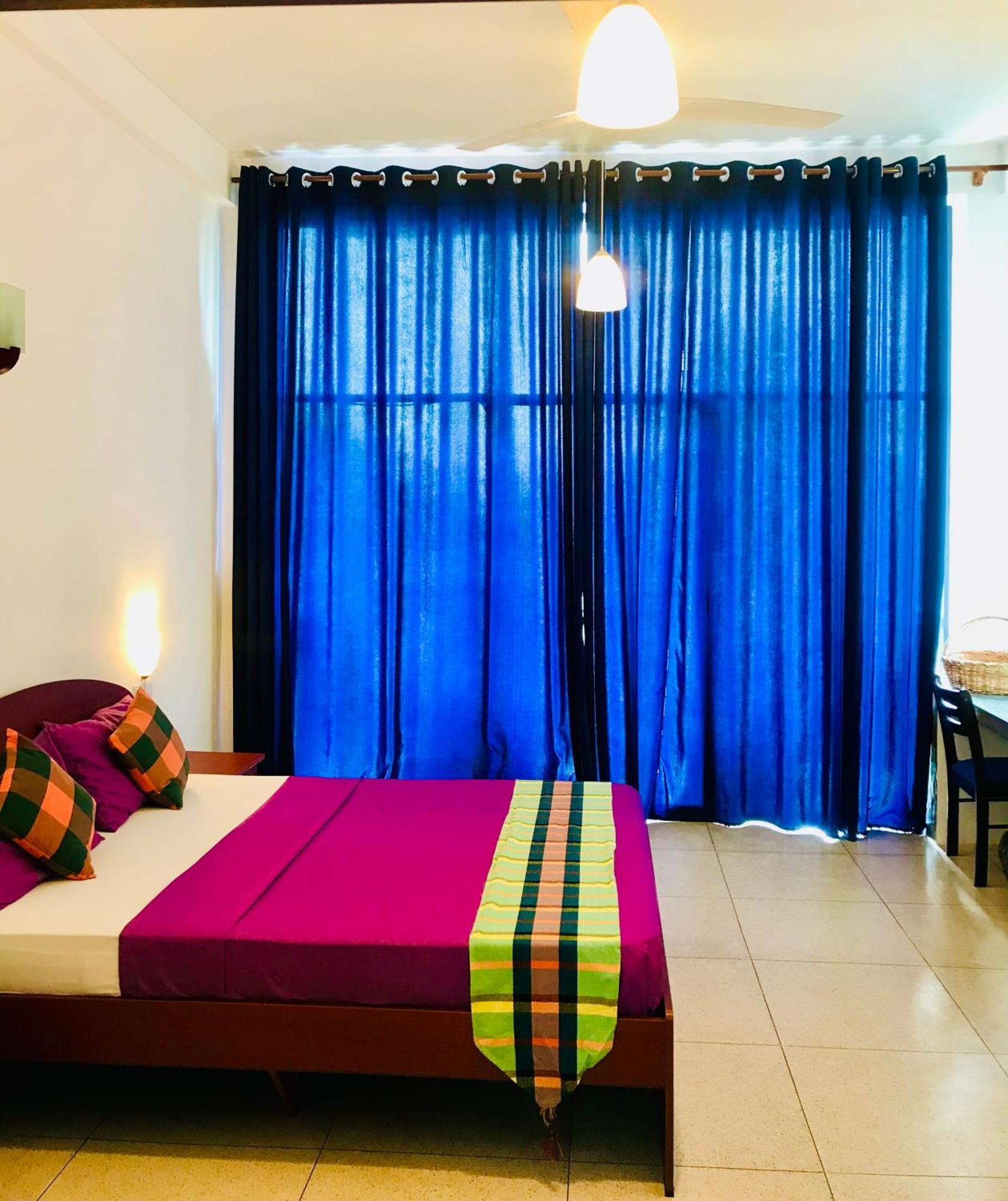 Aqua Marine Beach Hotel Kalkudah  Buitenkant foto